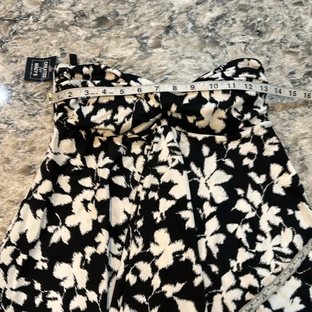 NWT Swim Solutions Floral Flyaway Tankini Top Black White Size 10